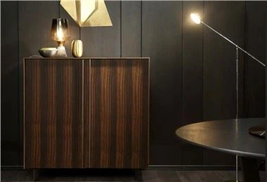 Hotelli puinen viinihuone